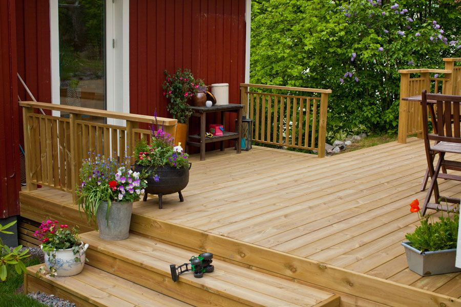 altan vid tomtgräns