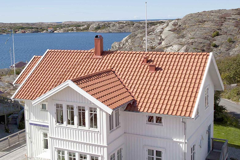 plåttak vs takpannor