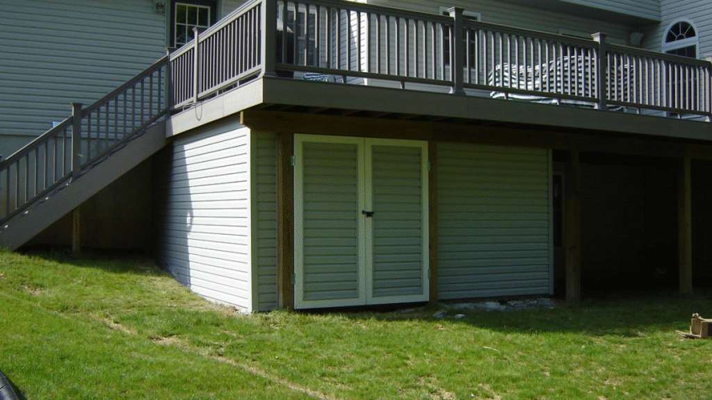 altan med förråd bålsta